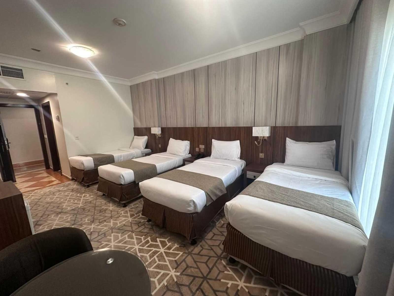 Diyar Al Salam Silver Hotel Medina Bagian luar foto