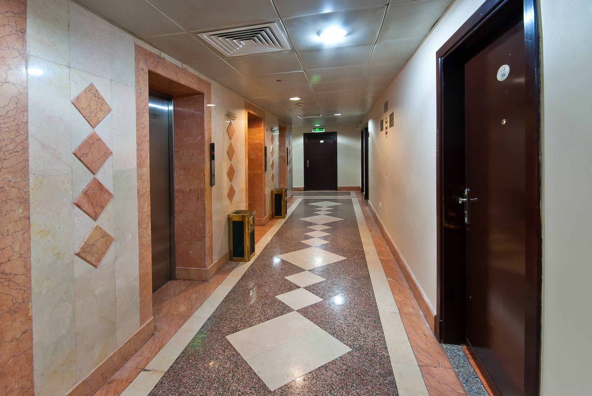 Diyar Al Salam Silver Hotel Medina Bagian luar foto